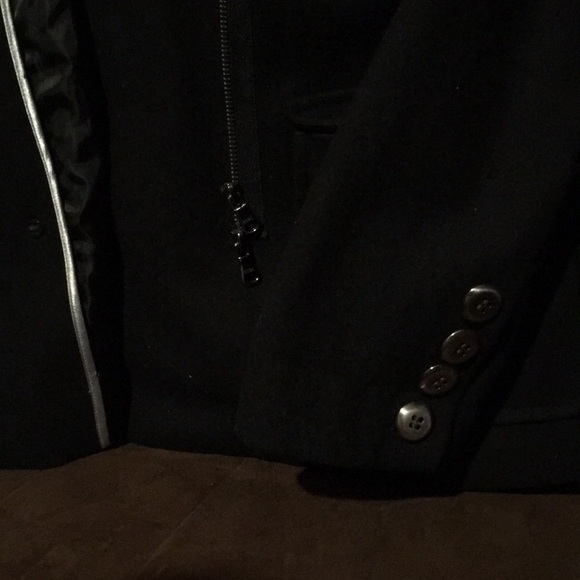 Jacket - Picture 3 of 4